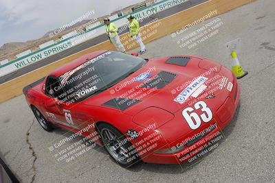 media/Jun-01-2025-CalClub SCCA (Sun) [[eae223c5dd]]/Around pit/